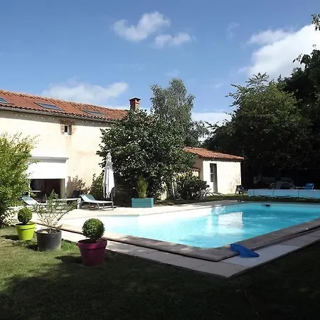 La Gondromiere 79140 * Cerizay